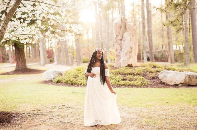 HOW TO FIND THE PERFECT WEDDING DRESS AS A PREGNANT BRIDE