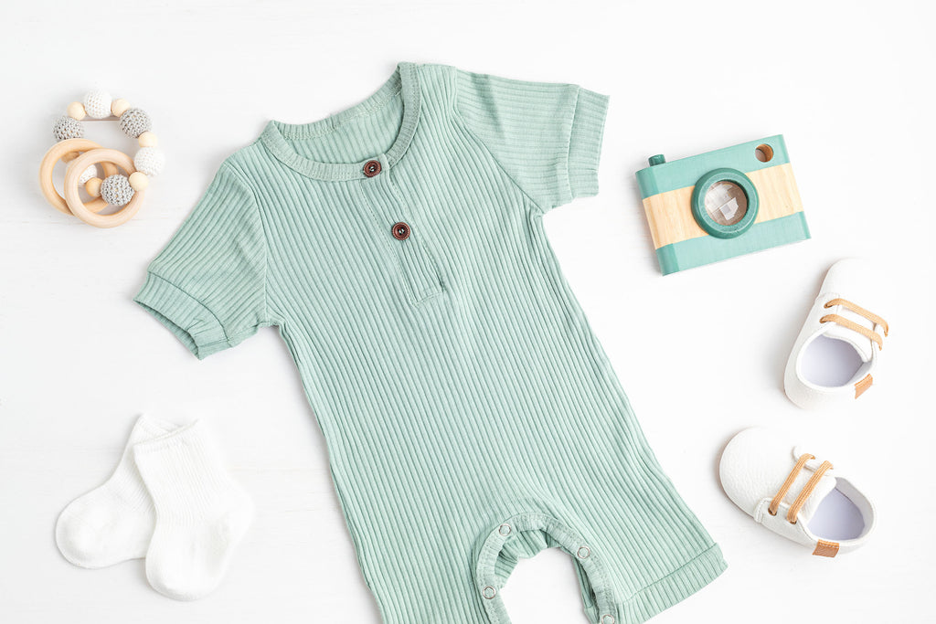 How to Buy Baby Clothes: A Complete Guide for New and Expecting Parents