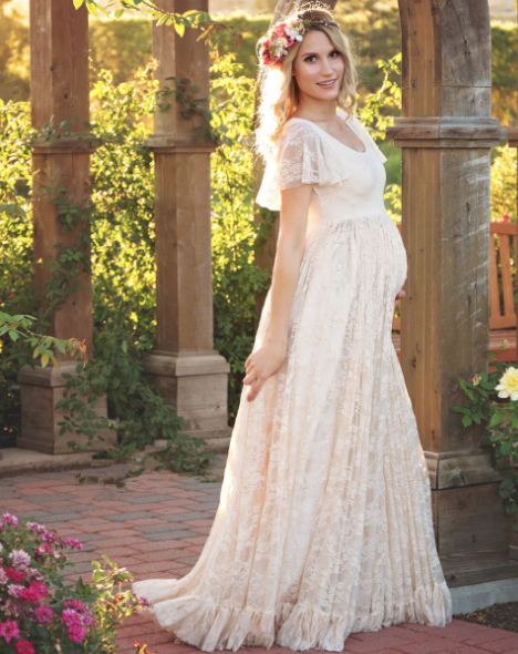 How To Find The Best Maternity Wedding Dress