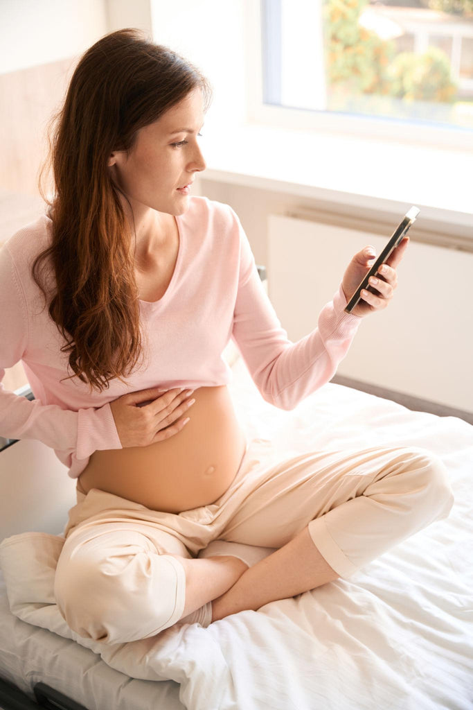 How to Calculate Your Pregnancy Due Date (And What to Wear Each Trimester)