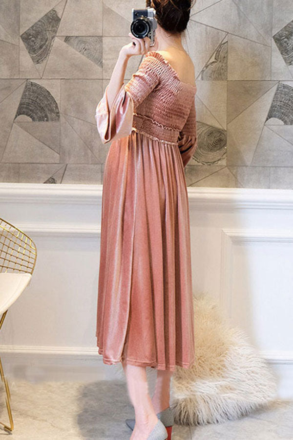 Off-the-shoulder Velvet Short Maternity Dress Off-the-shoulder Velvet Short Maternity Dress