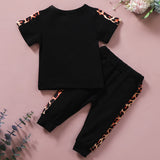 [6M-4Y] 2pcs Baby Leopard Short-sleeve Sweatshirts and Trousers Set