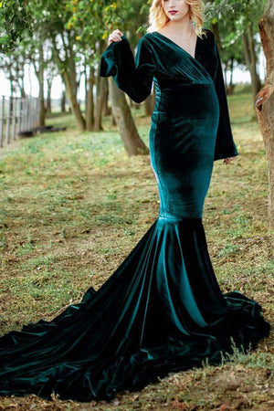 Shop Cheap Velvet Maternity Dresses, Velvet Photoshoot Maternity Gown For Sale Glamix Maternity Shop Cheap Velvet Maternity Dresses, Velvet Photoshoot Maternity Gown For Sale Glamix Maternity