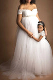 Off-the-shoulder Lace A-line Maternity Photoshoot Gown