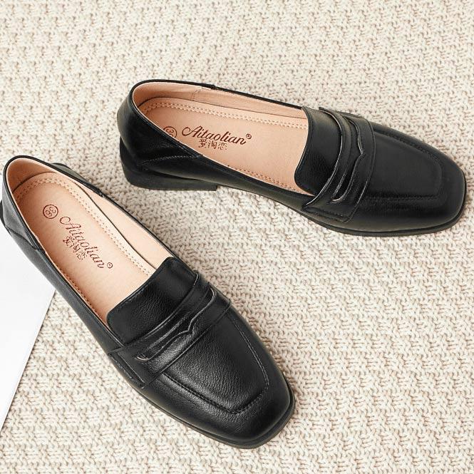 Patent Leather Flat Heel Closed Toe Shoes - Glamix Maternity